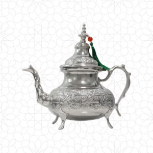إبريق شاي ملكي كبير