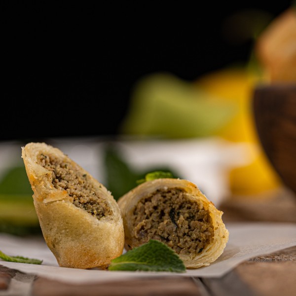 Mini Beef And Mint Spring Rolls